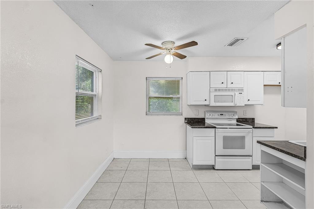 24 Andros St Property Photo 8