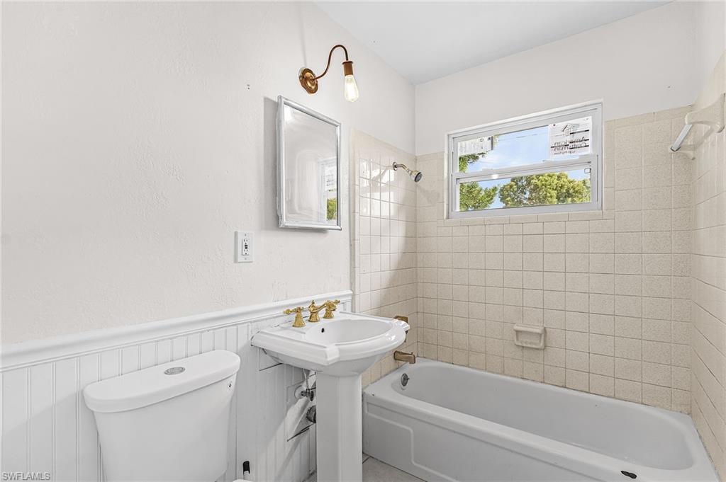 24 Andros St Property Photo 14