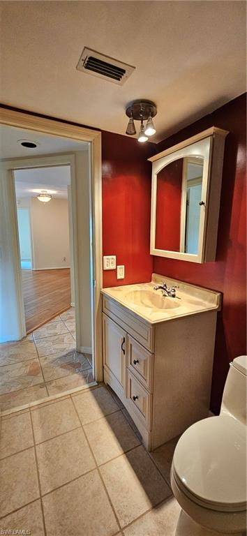 9640 Windsor Gardens Ln 104 Property Photo 18