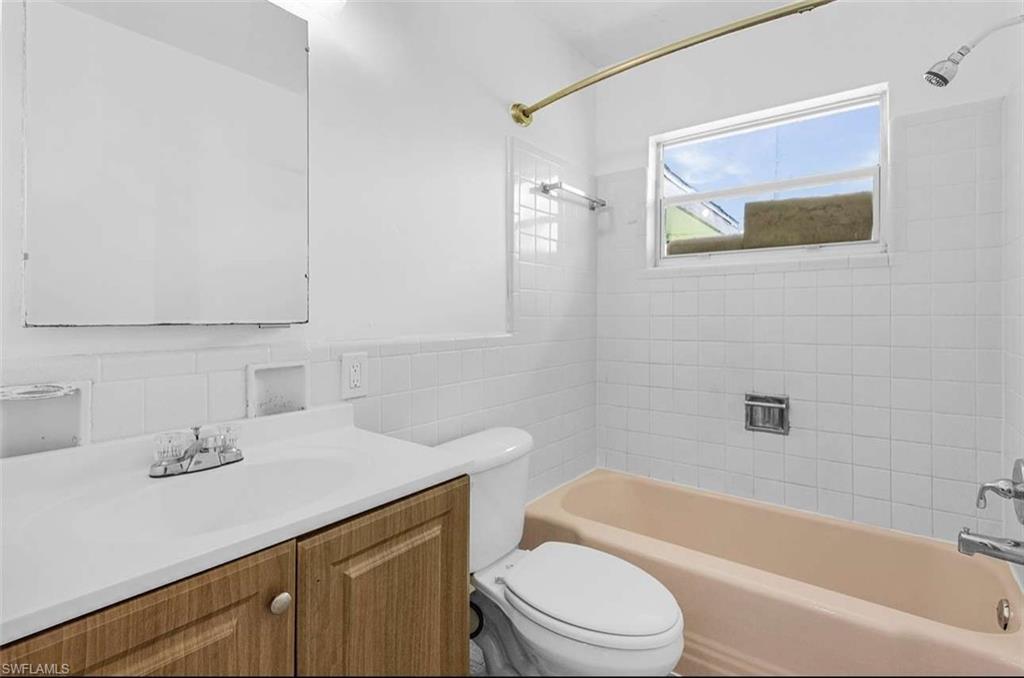 213 Se 47th St Property Photo 12