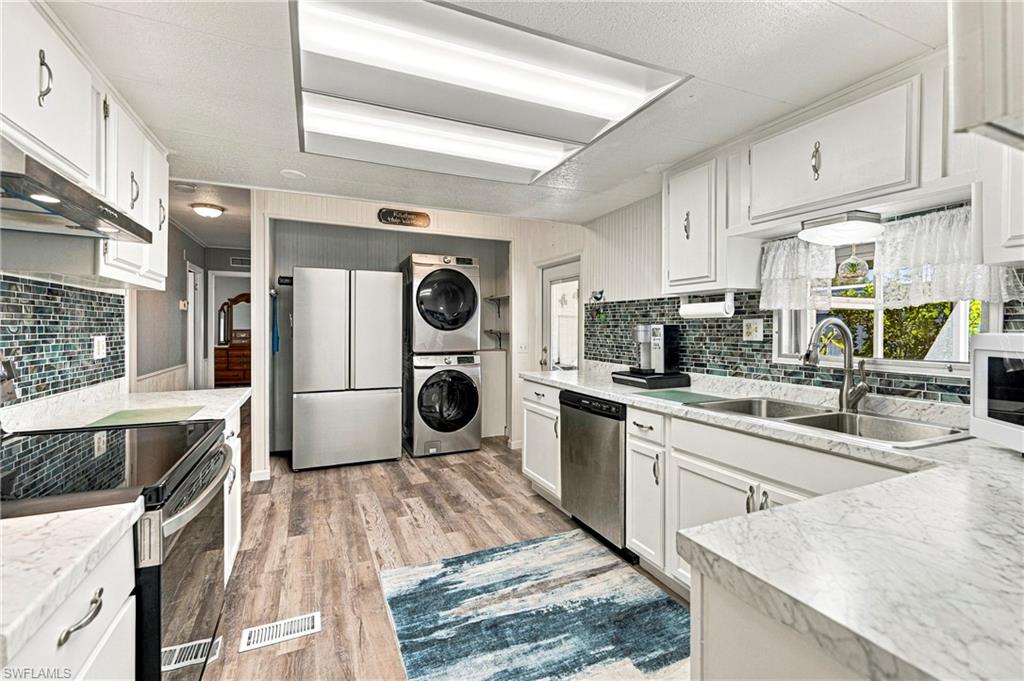 5712 Captain John Smith Loop Property Photo 7