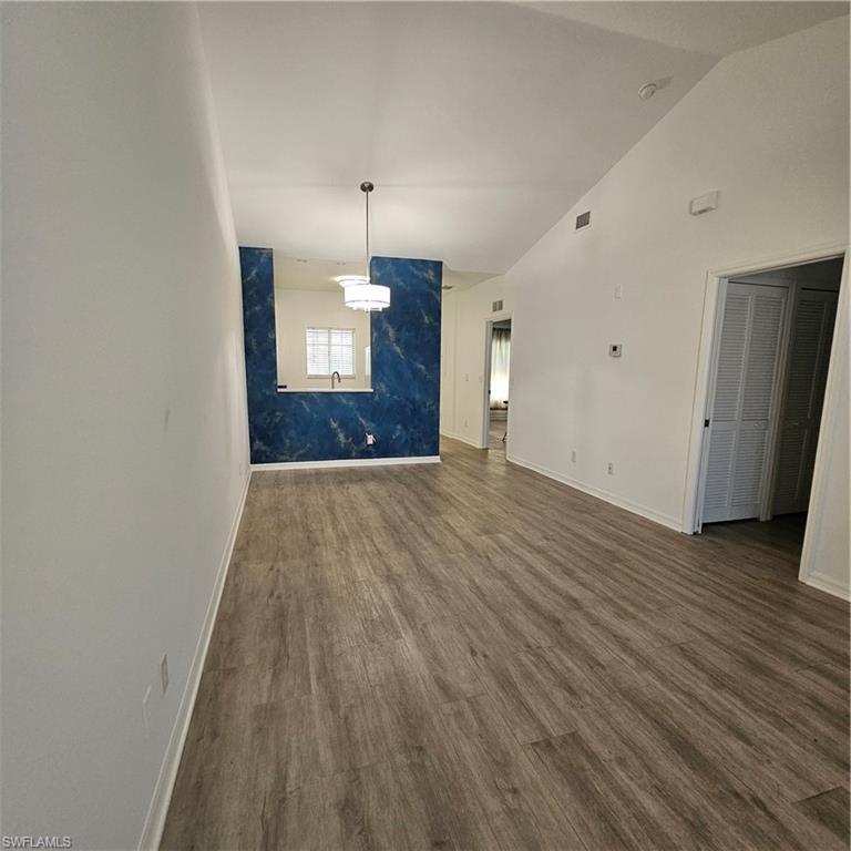 8484 Bernwood Cove Loop 1304 Property Photo 4