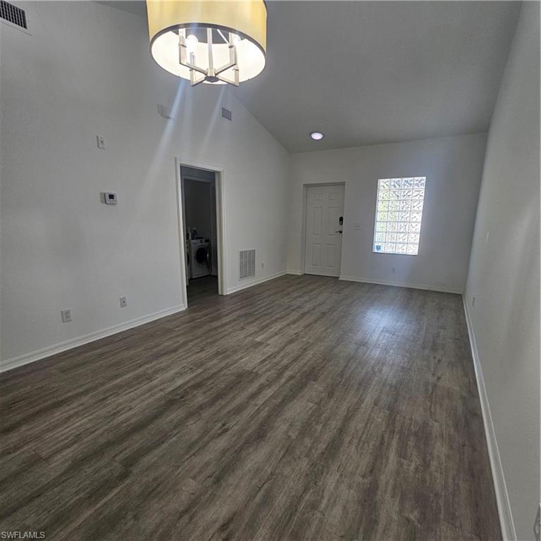 8484 Bernwood Cove Loop 1304 Property Photo 6