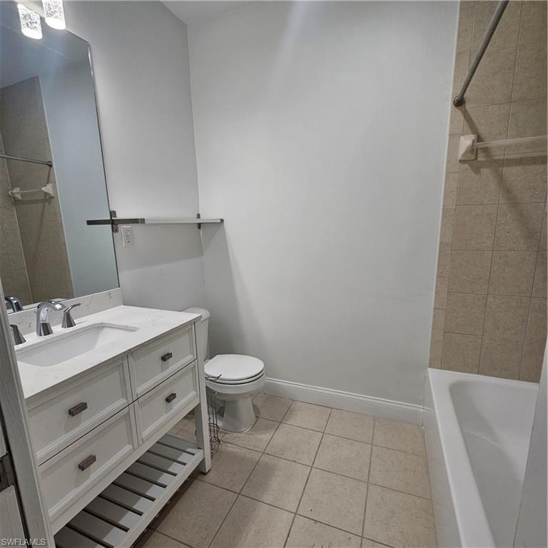 8484 Bernwood Cove Loop 1304 Property Photo 13