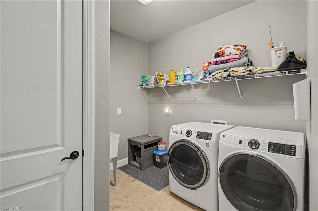 3020 Walnut Grove Ln Property Photo 18