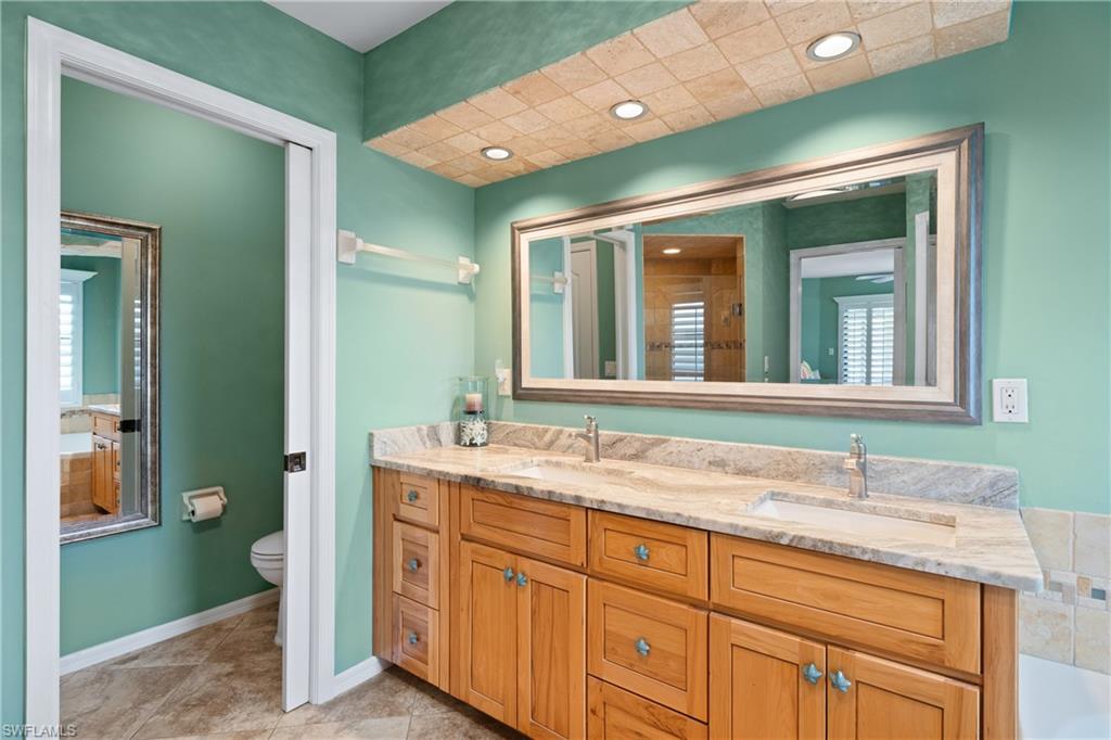 2902 Sw 36th Ter Property Photo 23