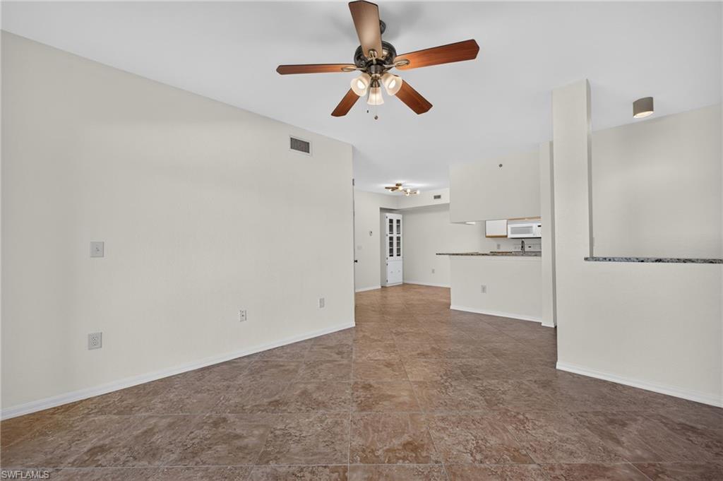 6341 Aragon Way 304 Property Photo 8