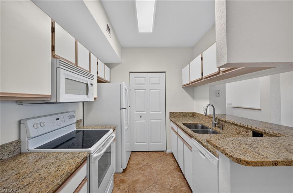6341 Aragon Way 304 Property Photo 10
