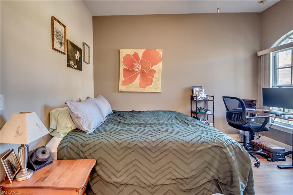 12730 Devonshire Lakes Cir Property Photo 10