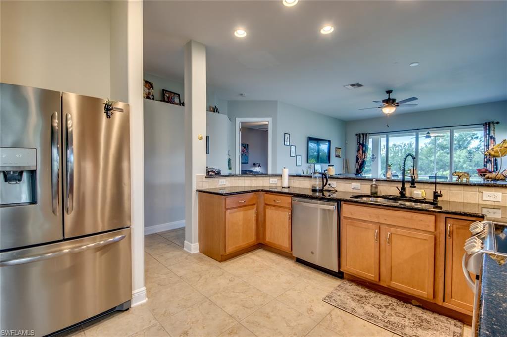 12730 Devonshire Lakes Cir Property Photo 15