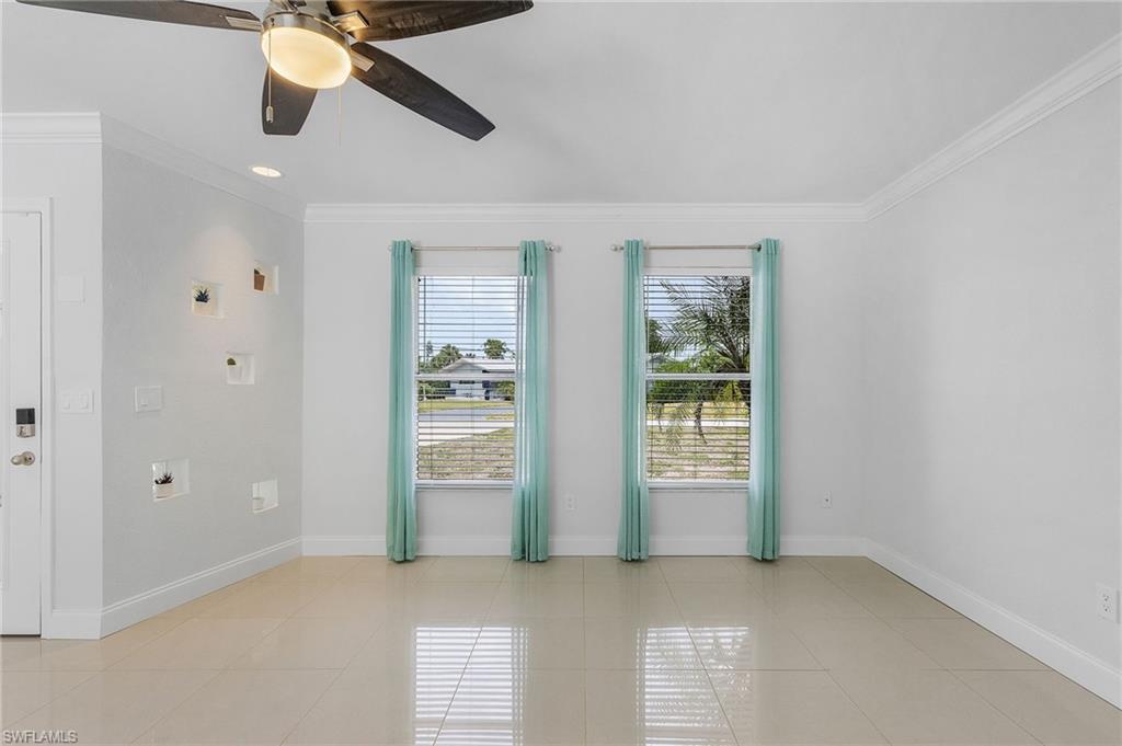 5251 Tower Dr Property Photo 8