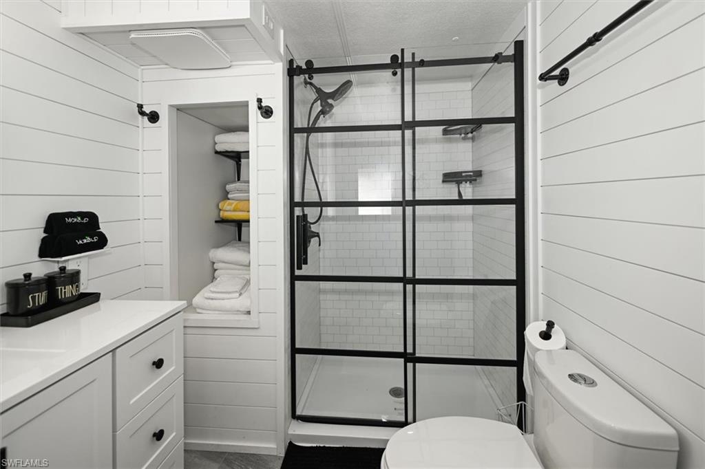 12211 Palm Dr Property Photo 3