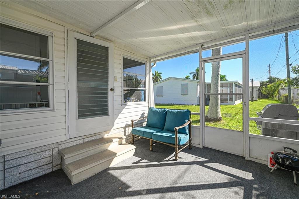 12211 Palm Dr Property Photo 14