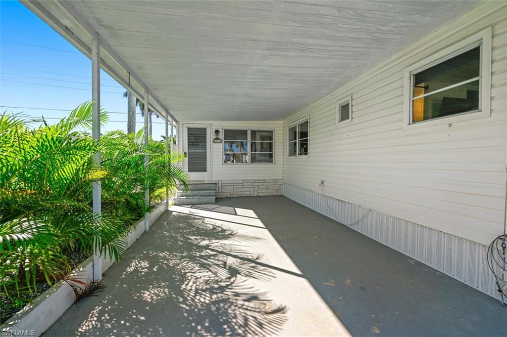 12211 Palm Dr Property Photo 23