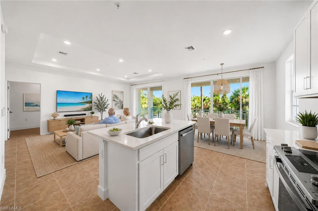 26370 Coco Cay Cir 201 Property Photo 5