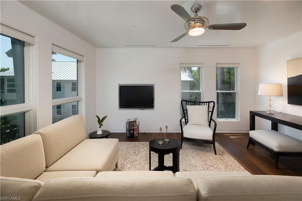 16512 Captiva Dr Property Photo 33