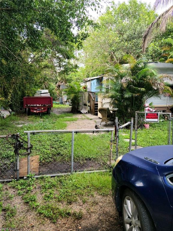 2715 Holly Ave Property Photo 1