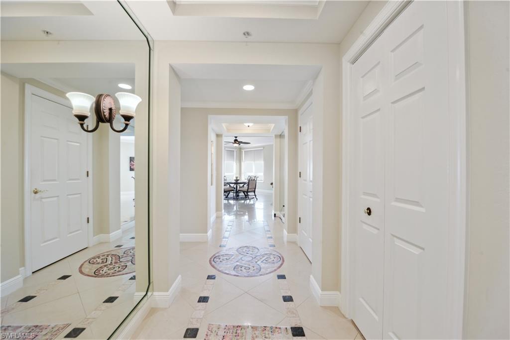 3329 Sunset Key Cir # 401 Property Photo 2