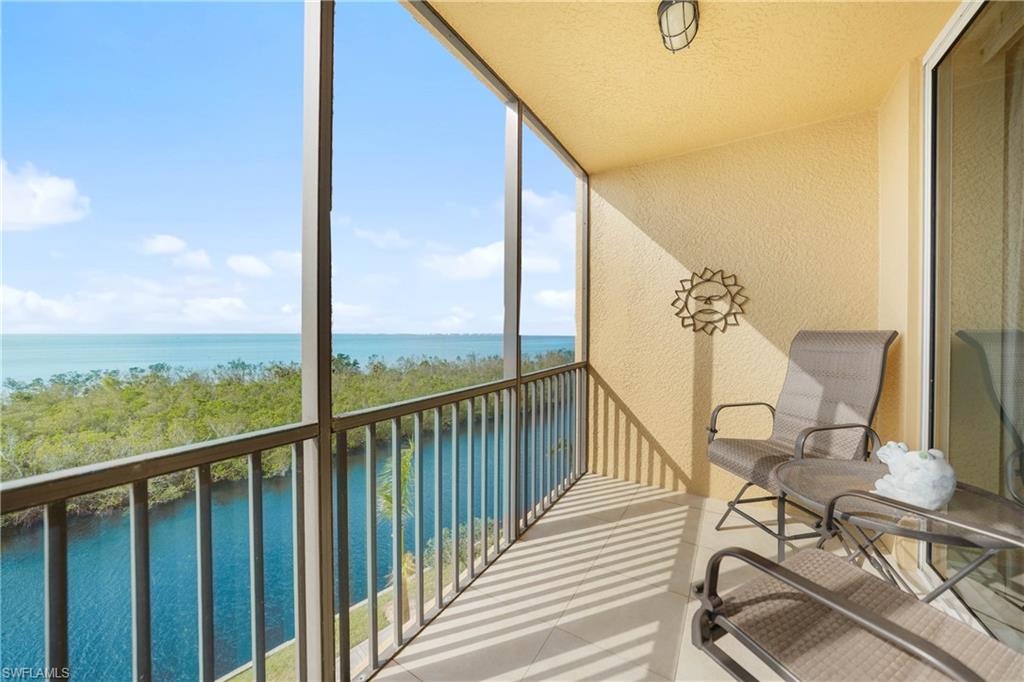 3329 Sunset Key Cir # 401 Property Photo 9