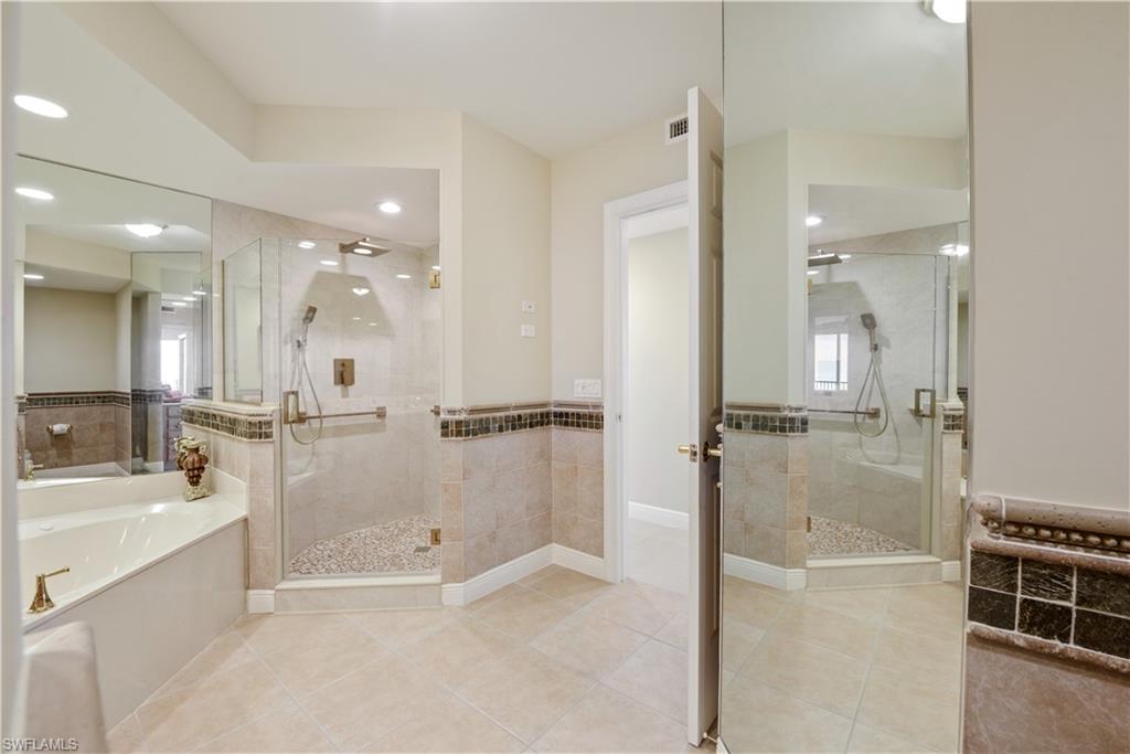 3329 Sunset Key Cir # 401 Property Photo 24