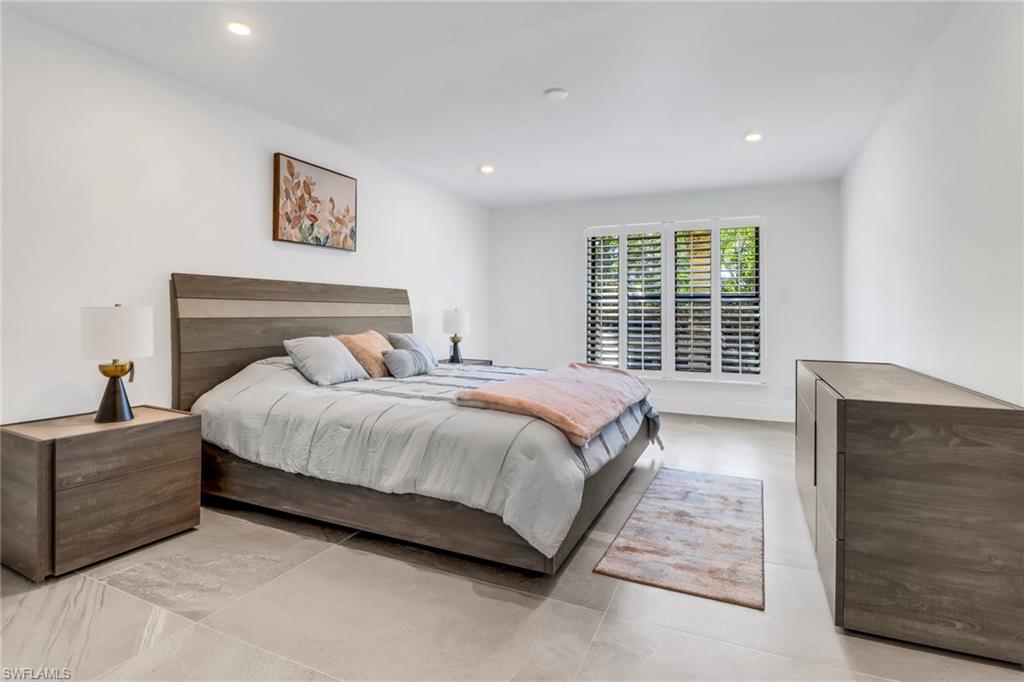 223014919 Property Photo 15