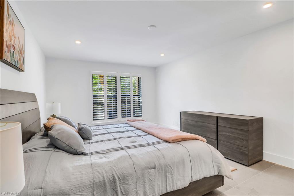 223014919 Property Photo 16