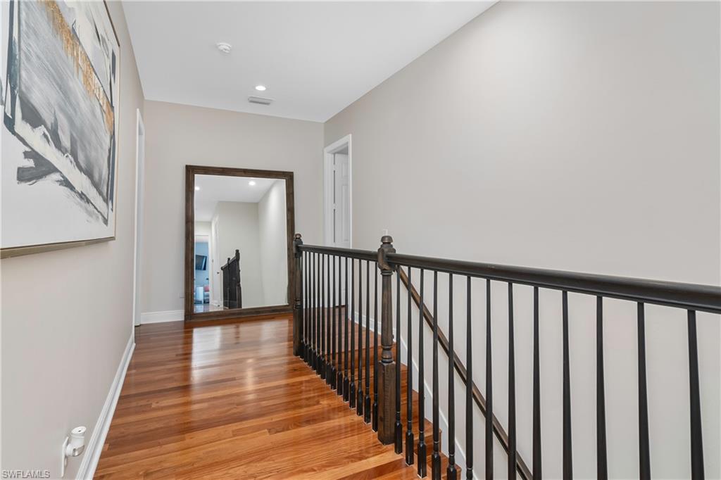 790 Broad Ct N Property Photo 29