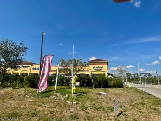 13843 Tamiami Trl Property Photo 3
