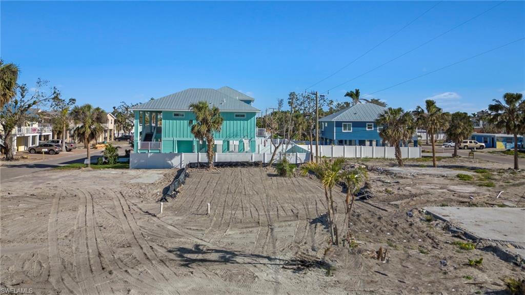 2141 Estero Blvd Property Photo 8