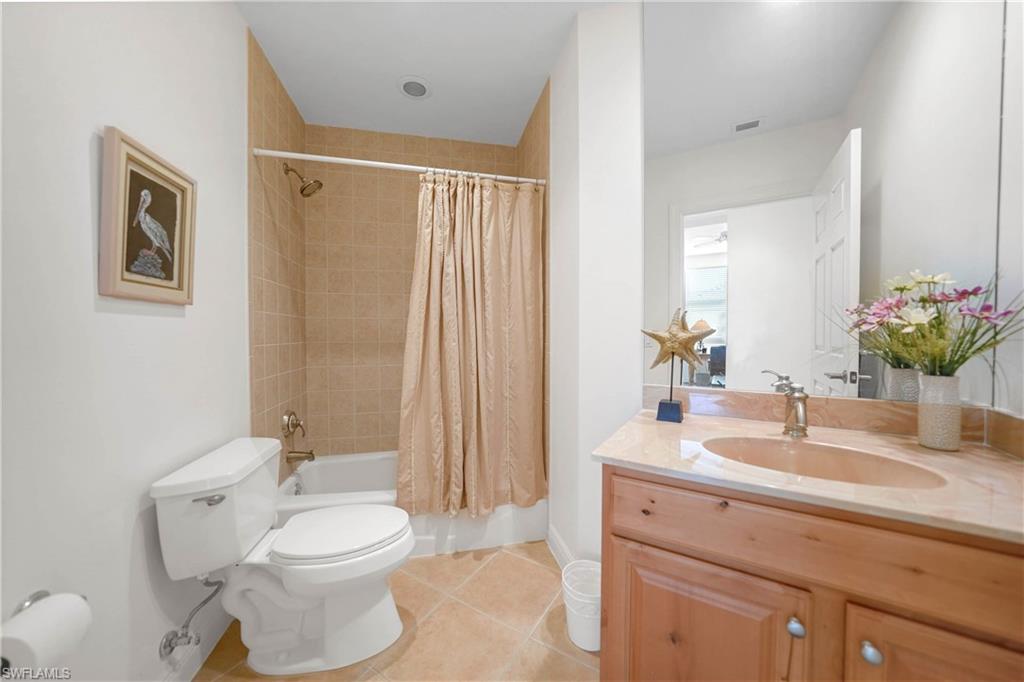 3333 Sunset Key Cir # 701 Property Photo 27