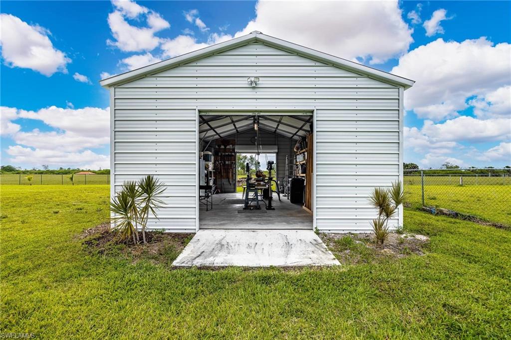 1323 Frontier Cir Property Photo 45