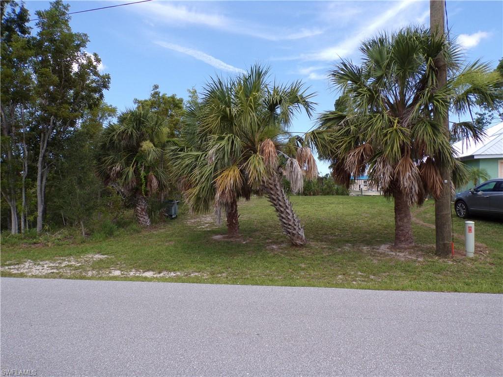 9150 Snapper Cir Property Photo 1
