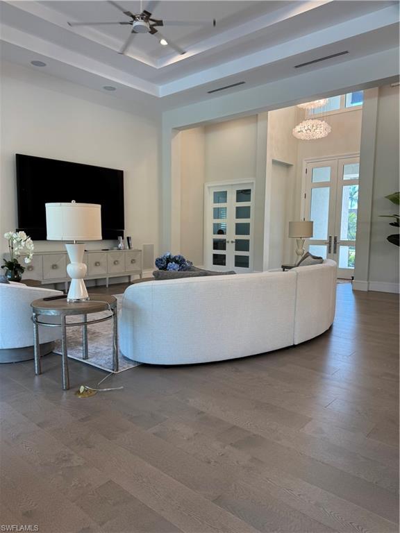 569 Neapolitan Way Property Photo 3