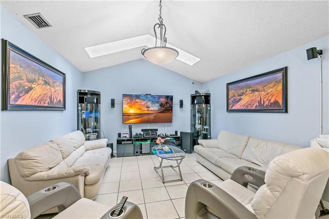 4742 Alhambra Cir Property Photo 19