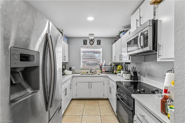 4742 Alhambra Cir Property Photo 21