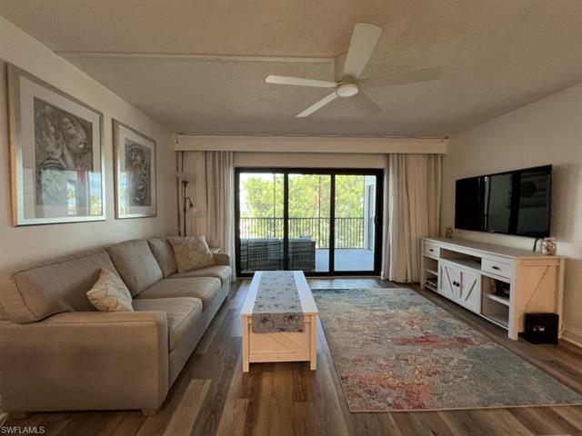 3135 Tennis Villas Property Photo 3