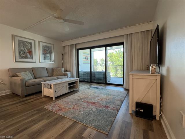 3135 Tennis Villas Property Photo 4