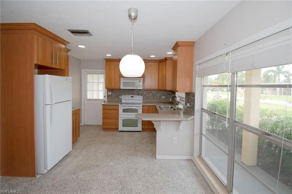 1442 Byron Rd Property Photo 5