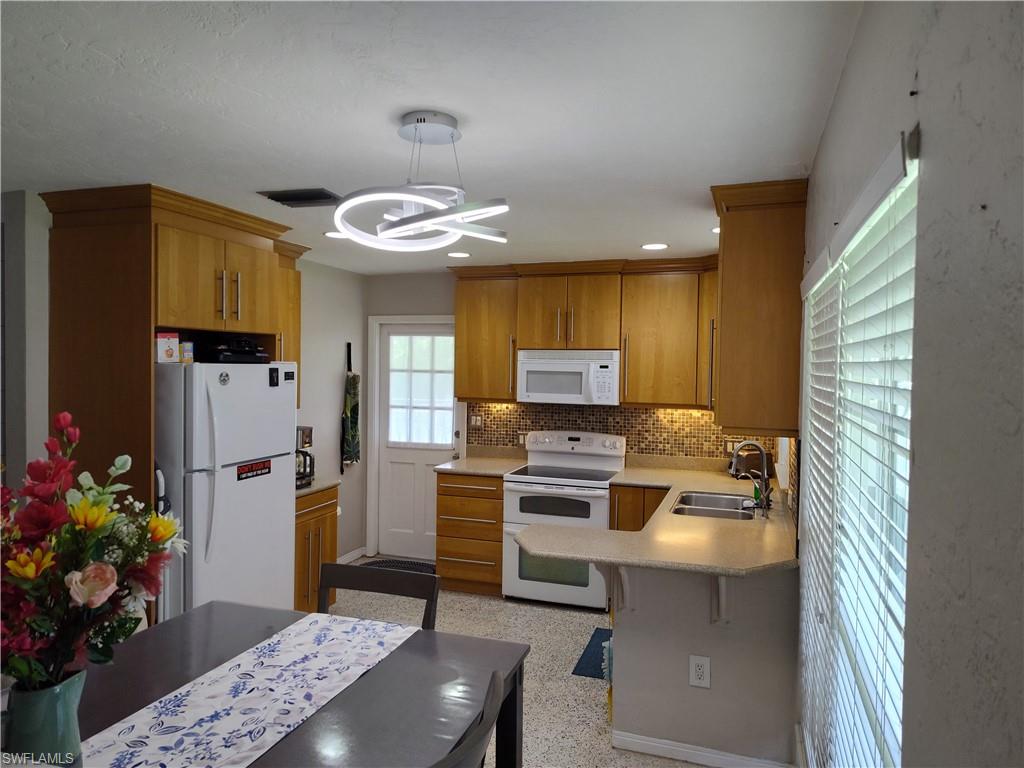 1442 Byron Rd Property Photo 10