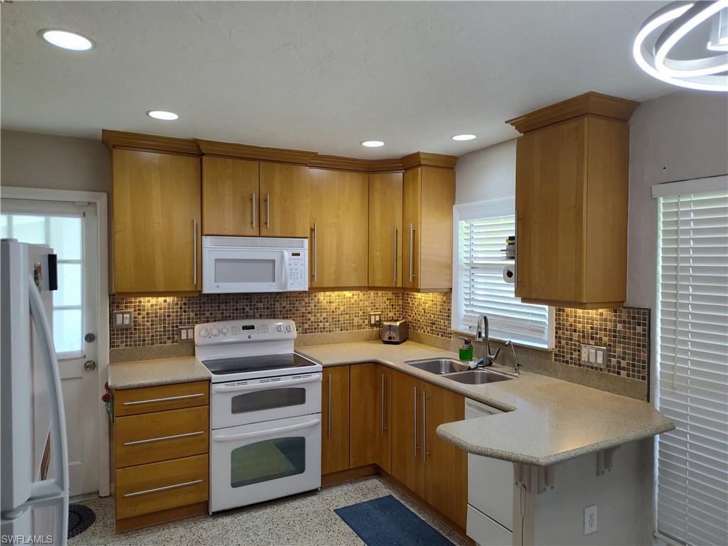 1442 Byron Rd Property Photo 11