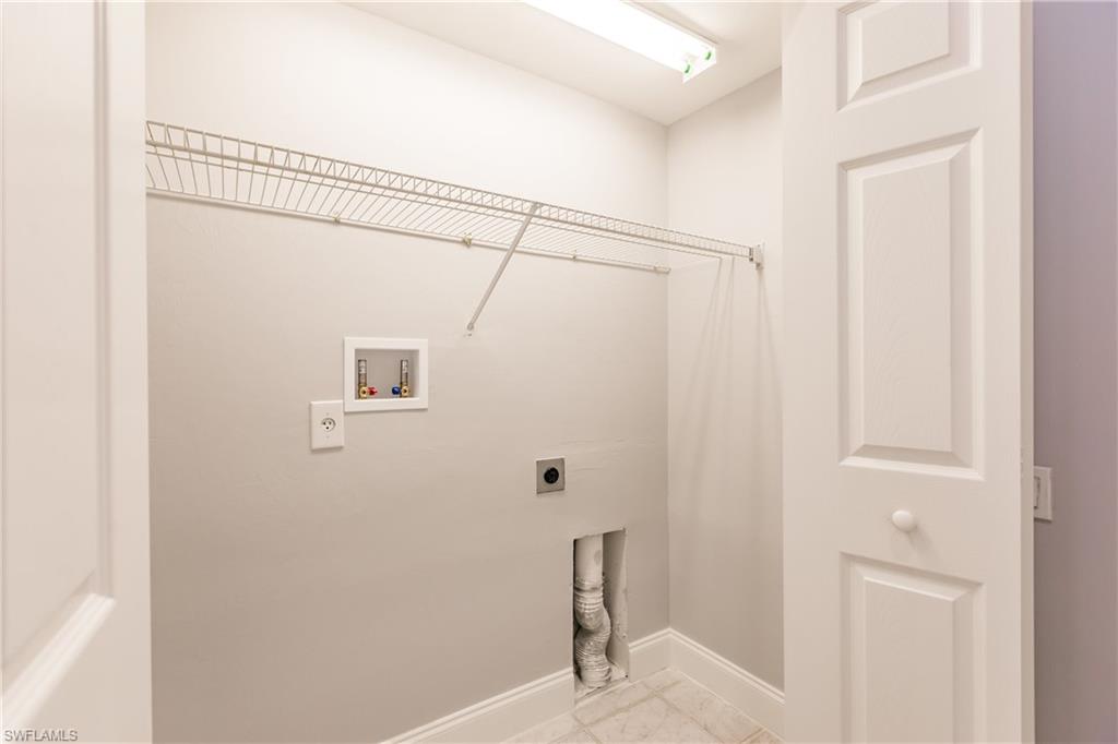 8810 Stockbridge Dr Property Photo 22