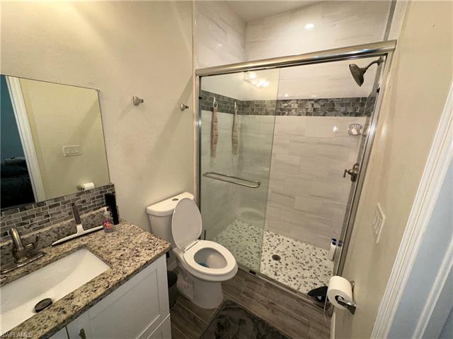 383-385 Pennfield St Property Photo 6