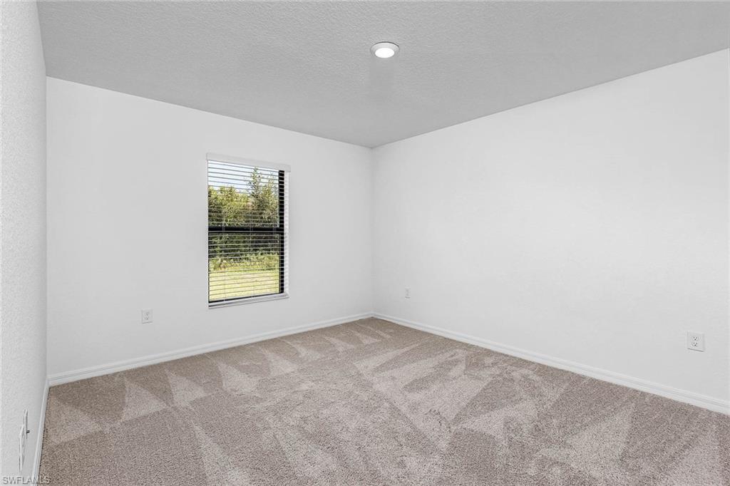2611 Nw 22nd St Property Photo 12