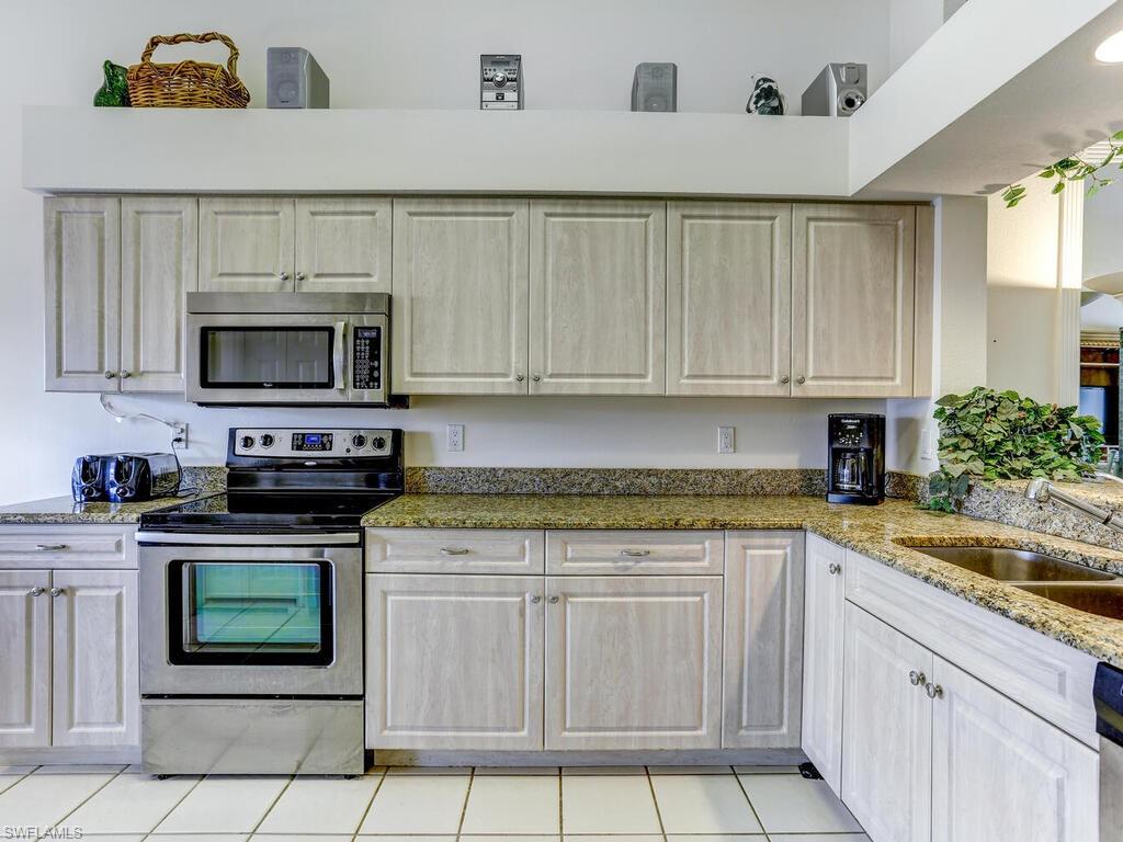 2220 Chesterbrook Ct # 202 Property Photo 4