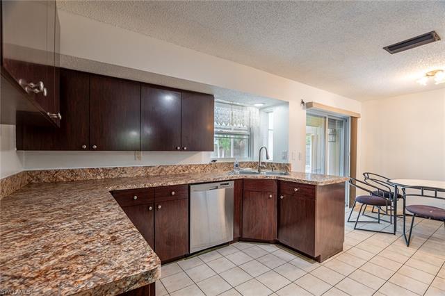 3521-3523 Quails Walk Property Photo 8