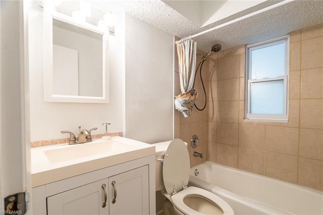 3521-3523 Quails Walk Property Photo 18