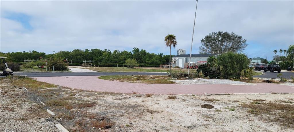 4778 Tahiti Dr Property Photo 6