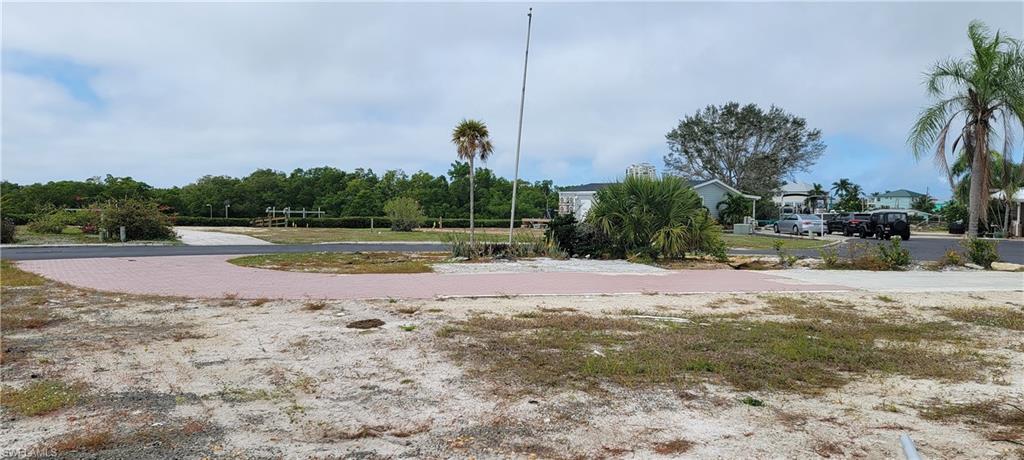 4778 Tahiti Dr Property Photo 8