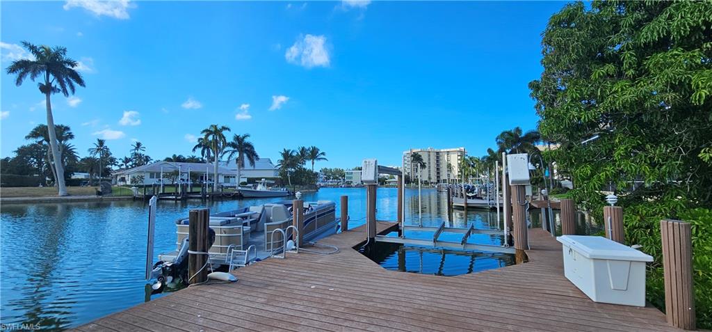 300 Mooring Line Dr Property Photo 4