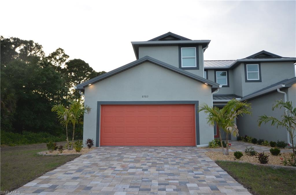 8581 Agate St Property Photo 3